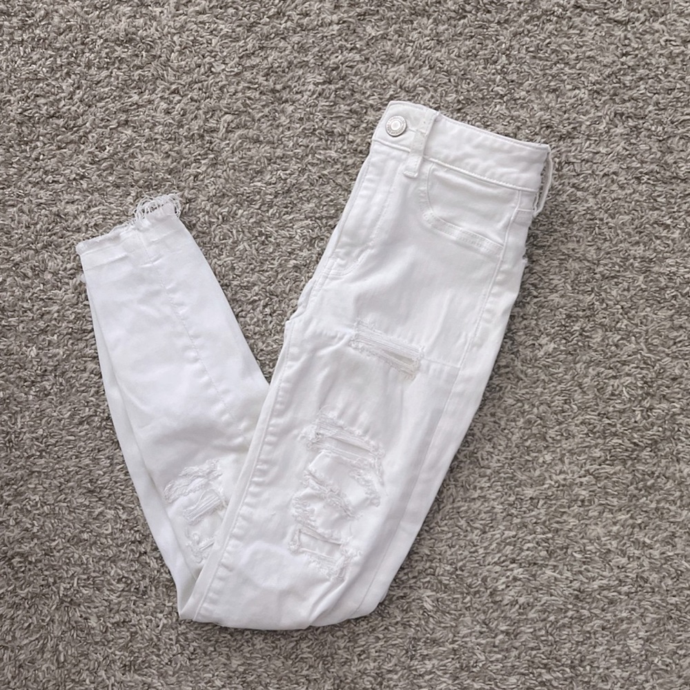 American Eagle White Ripped Jeans